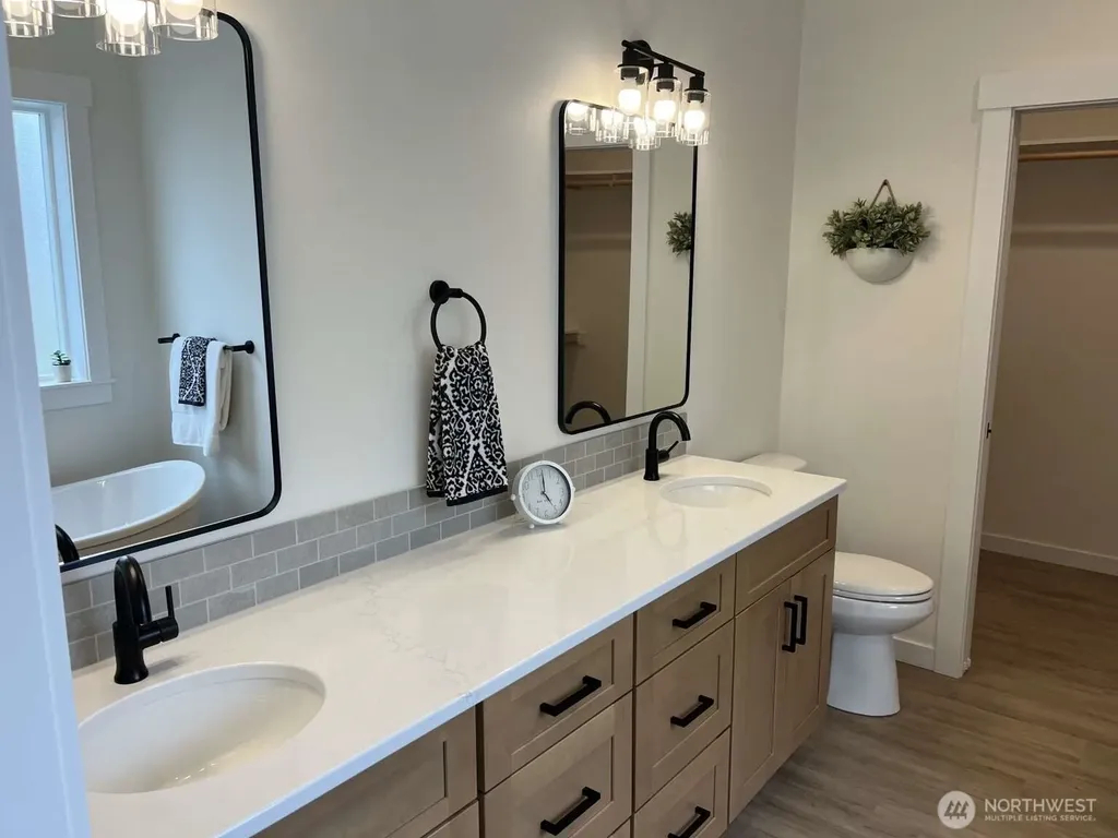 2180 Lagerwey Circle Lynden WA 98264