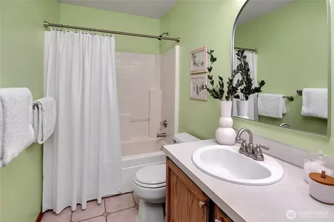 4922 146th Place SE Everett WA 98208