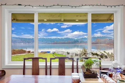 5104 NW Sammamish Road Issaquah WA 98027
