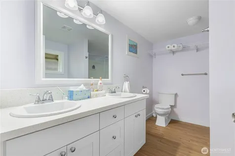 5104 NW Sammamish Road Issaquah WA 98027