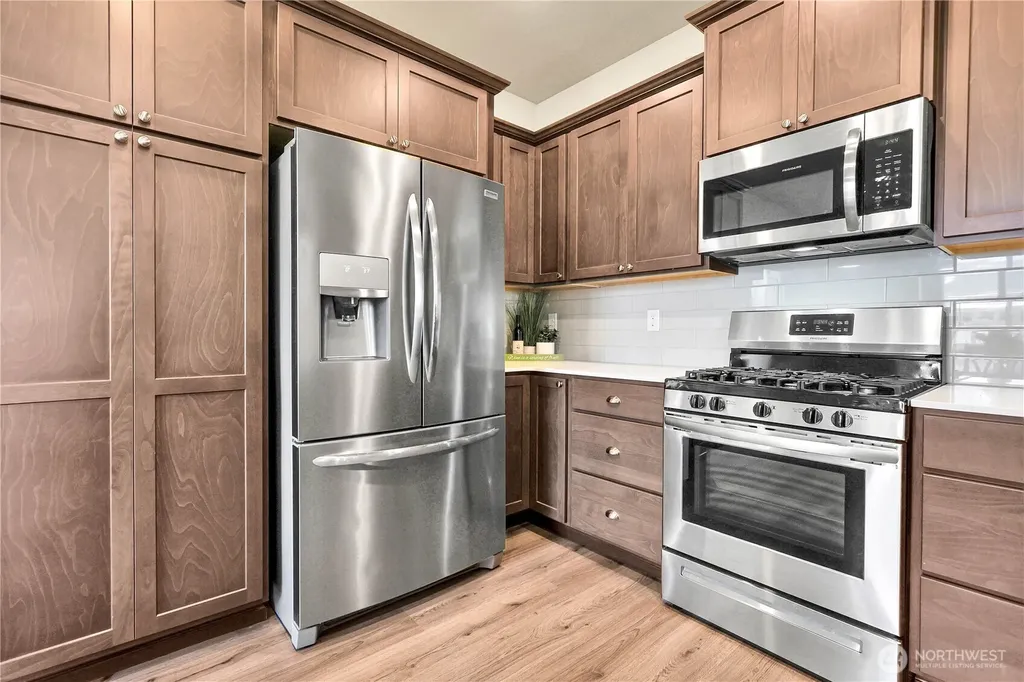 31927 Tolmie Lane Black Diamond WA 98010