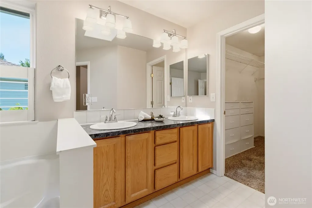 5418 150th Place SE Everett WA 98208
