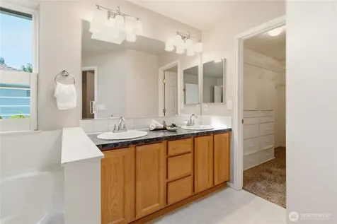 5418 150th Place SE Everett WA 98208