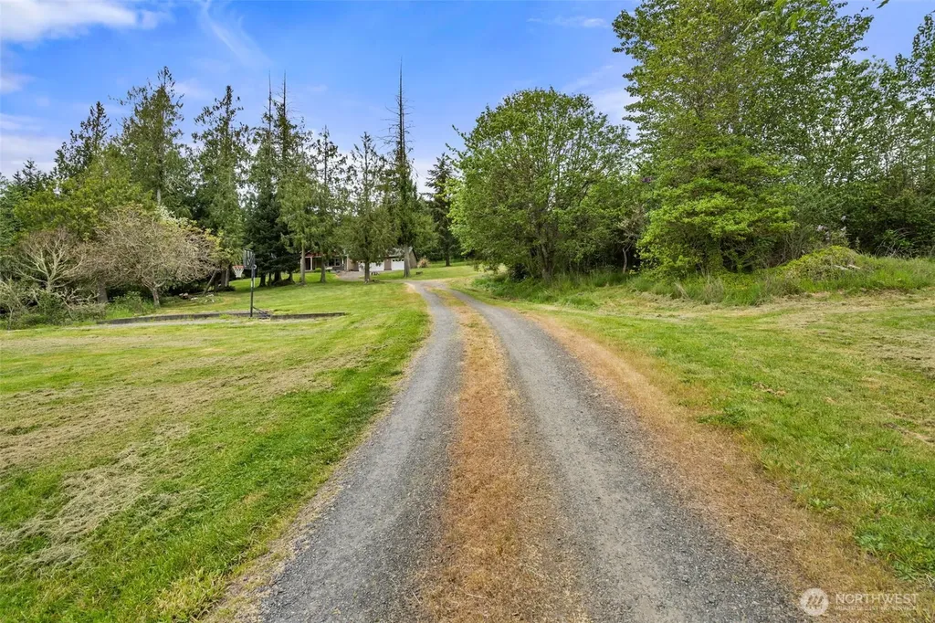 236 Chilvers Road Chehalis WA 98532