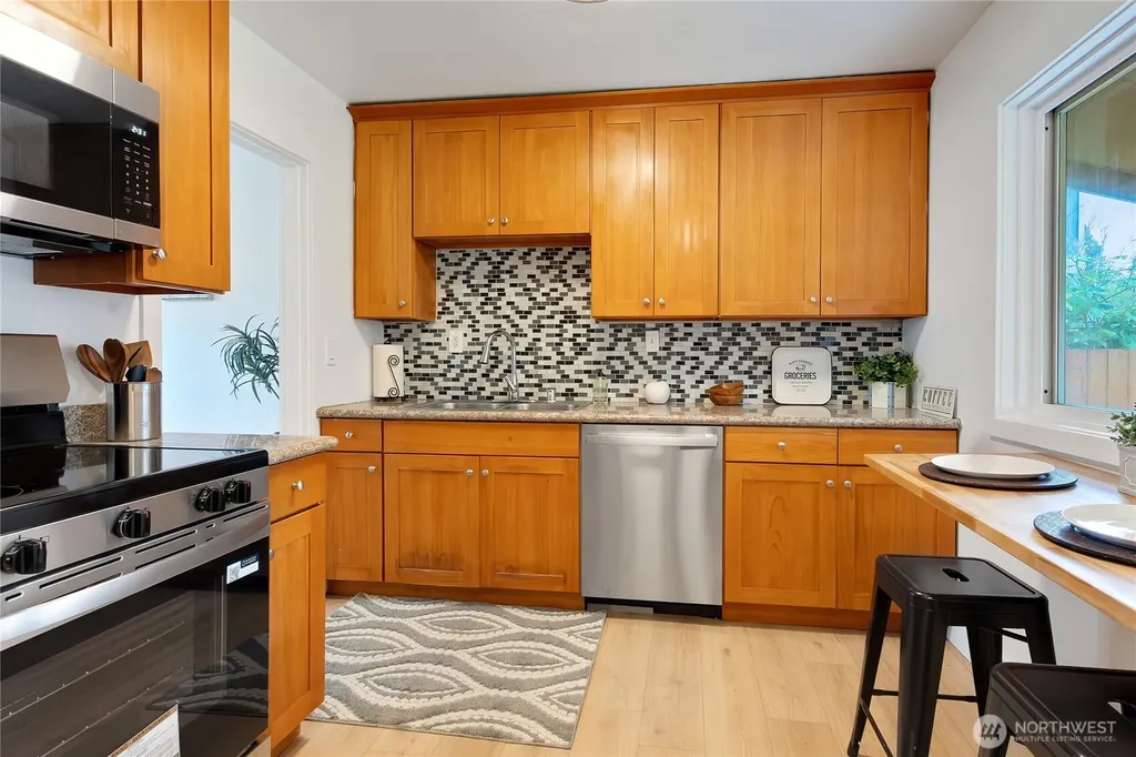 3842 E K Street Tacoma WA 98404