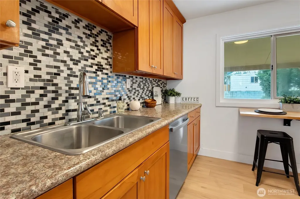 3842 E K Street Tacoma WA 98404