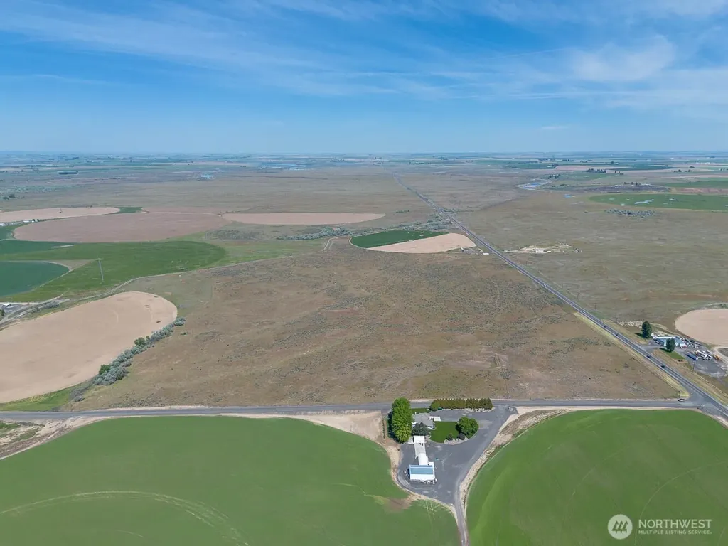 4601 Sr 17 Mesa WA 99343