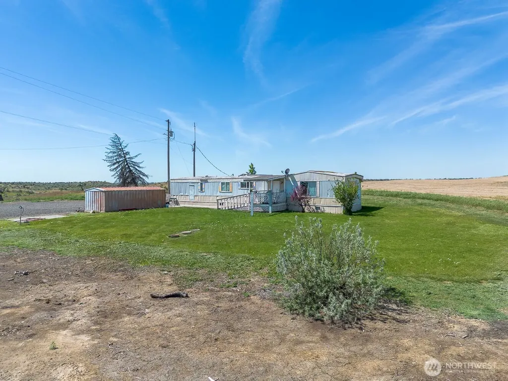 4601 Sr 17 Mesa WA 99343