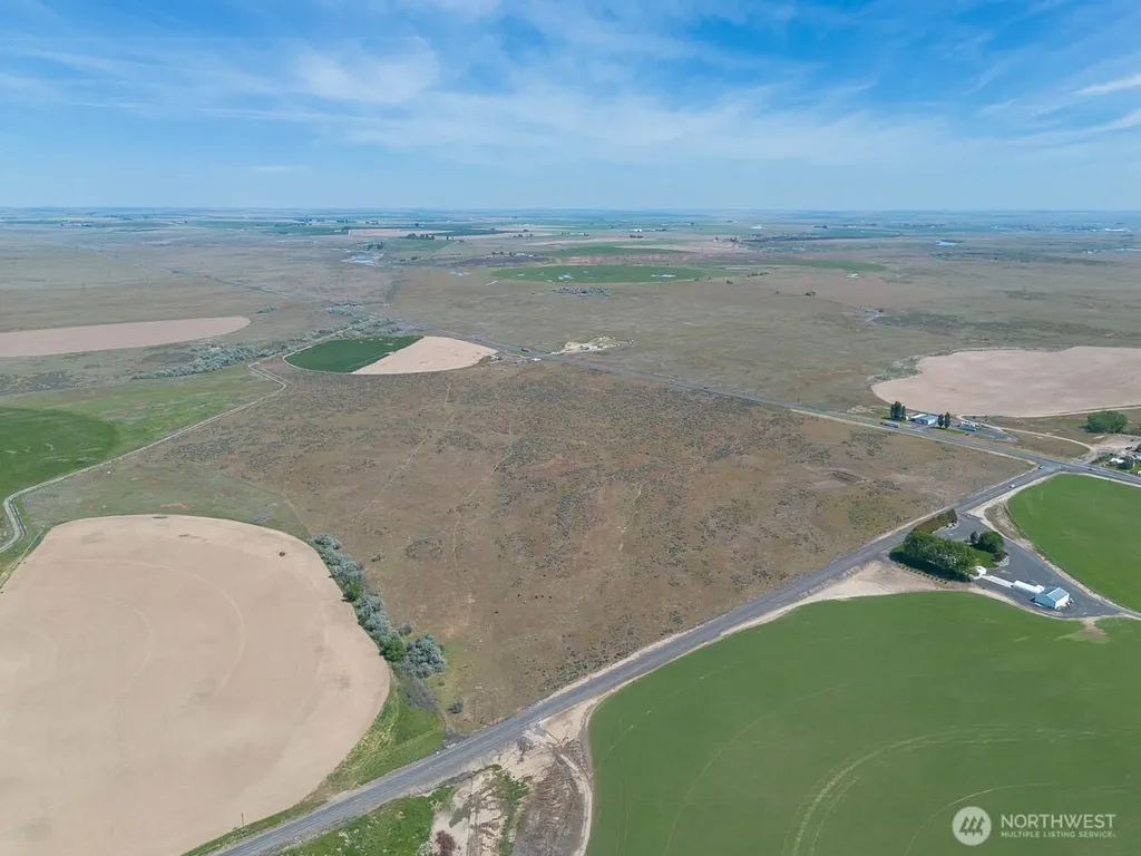 4601 Sr 17 Mesa WA 99343
