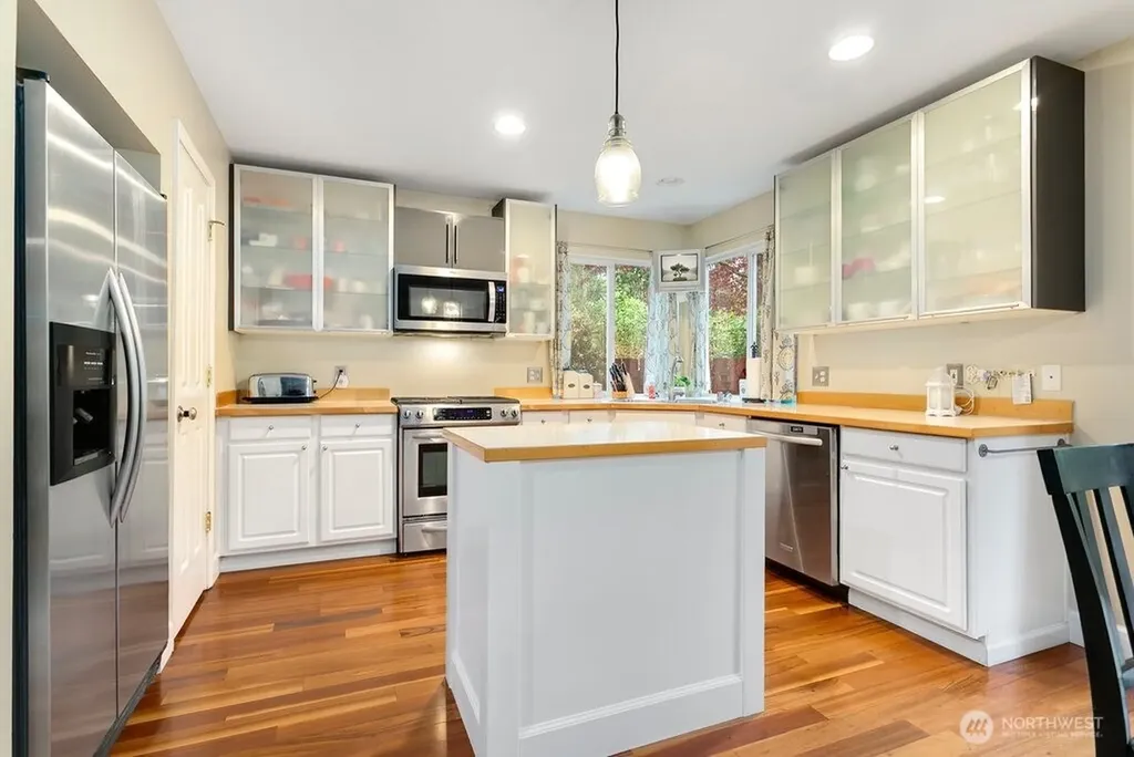 6611 133rd Street SE Snohomish WA 98296