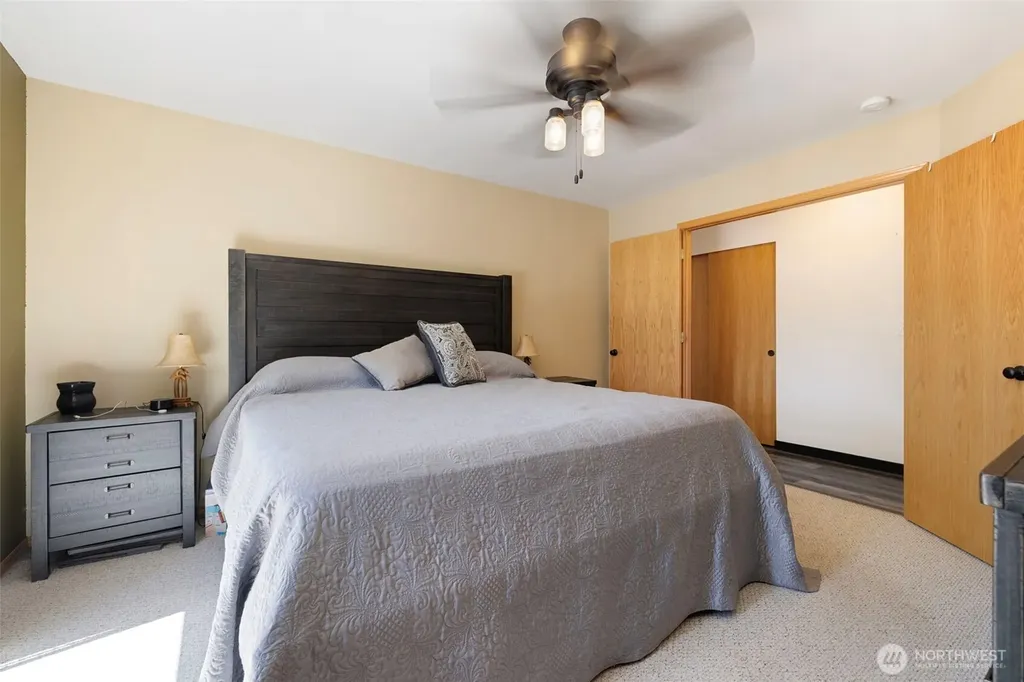 6011 205th Avenue E Bonney Lake WA 98391