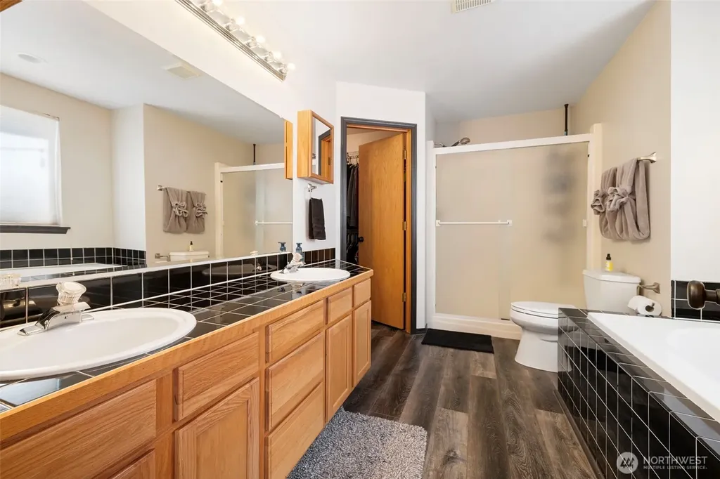 6011 205th Avenue E Bonney Lake WA 98391