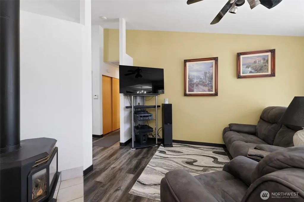 6011 205th Avenue E Bonney Lake WA 98391
