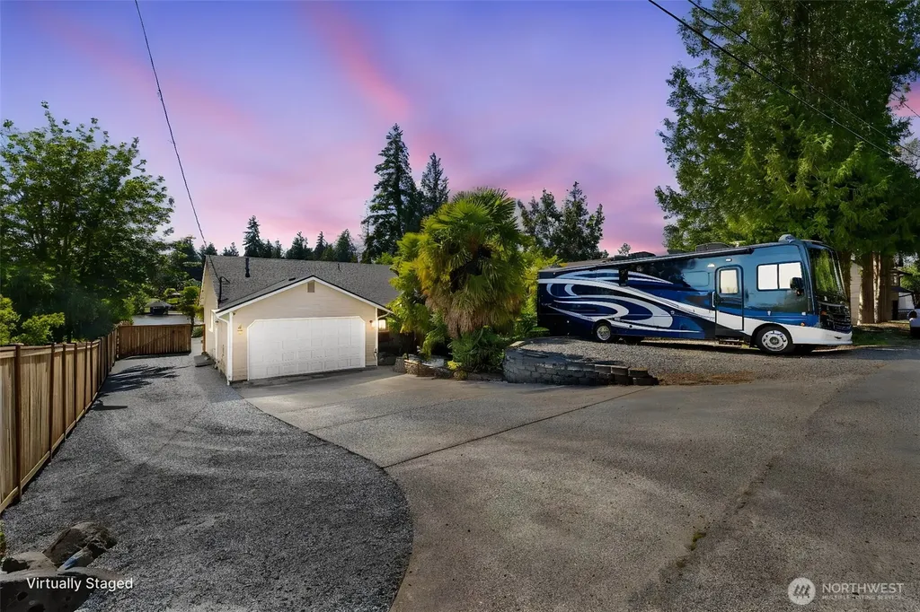 6011 205th Avenue E Bonney Lake WA 98391