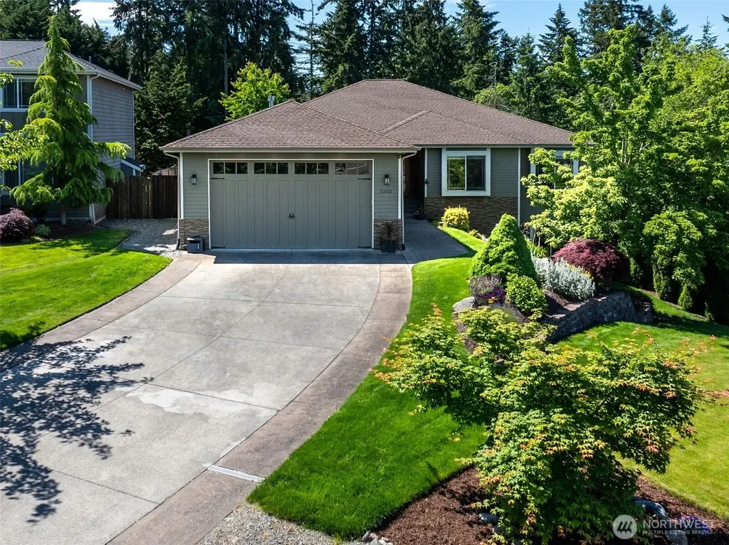 3202 170th Avenue E Lake Tapps WA 98391
