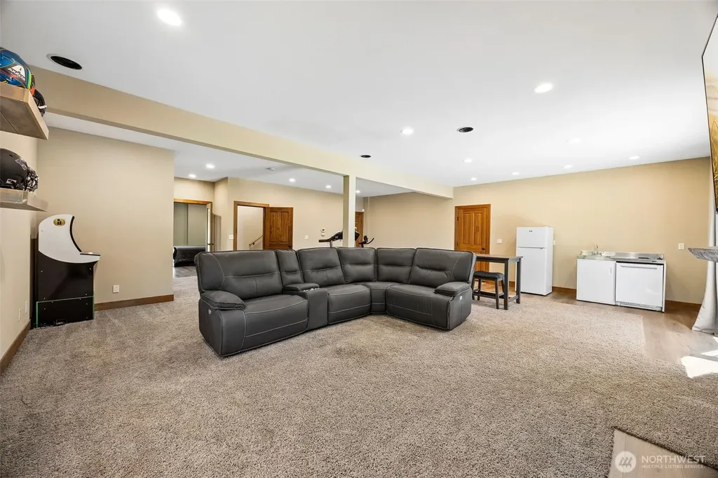 3202 170th Avenue E Lake Tapps WA 98391