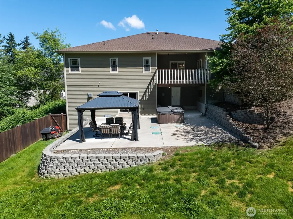 3202 170th Avenue E Lake Tapps WA 98391