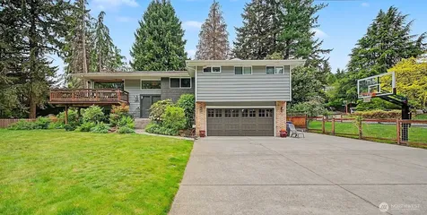 18415 60th Place NE Kenmore WA 98028