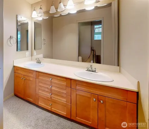 18415 60th Place NE Kenmore WA 98028