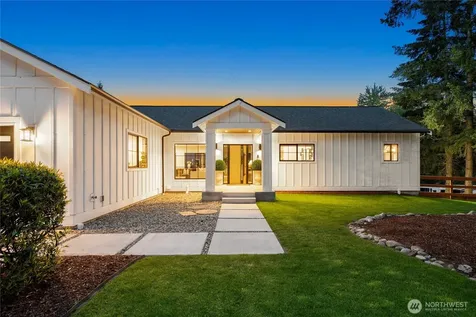 11016 46th Street E Edgewood WA 98372