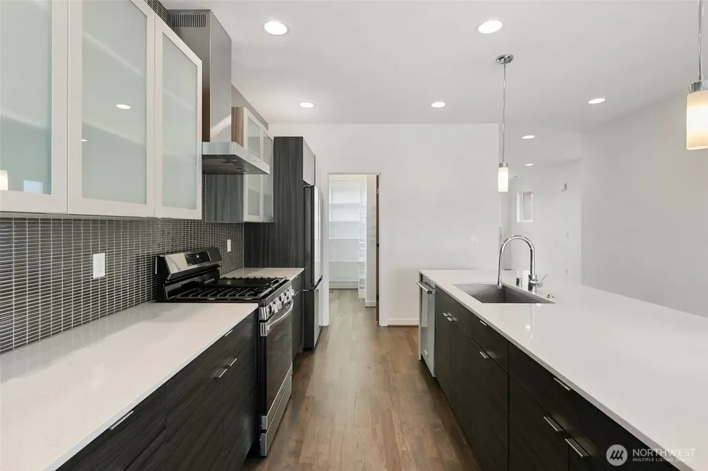 221 NW 50th Street Seattle WA 98107