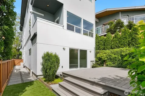 221 NW 50th Street Seattle WA 98107