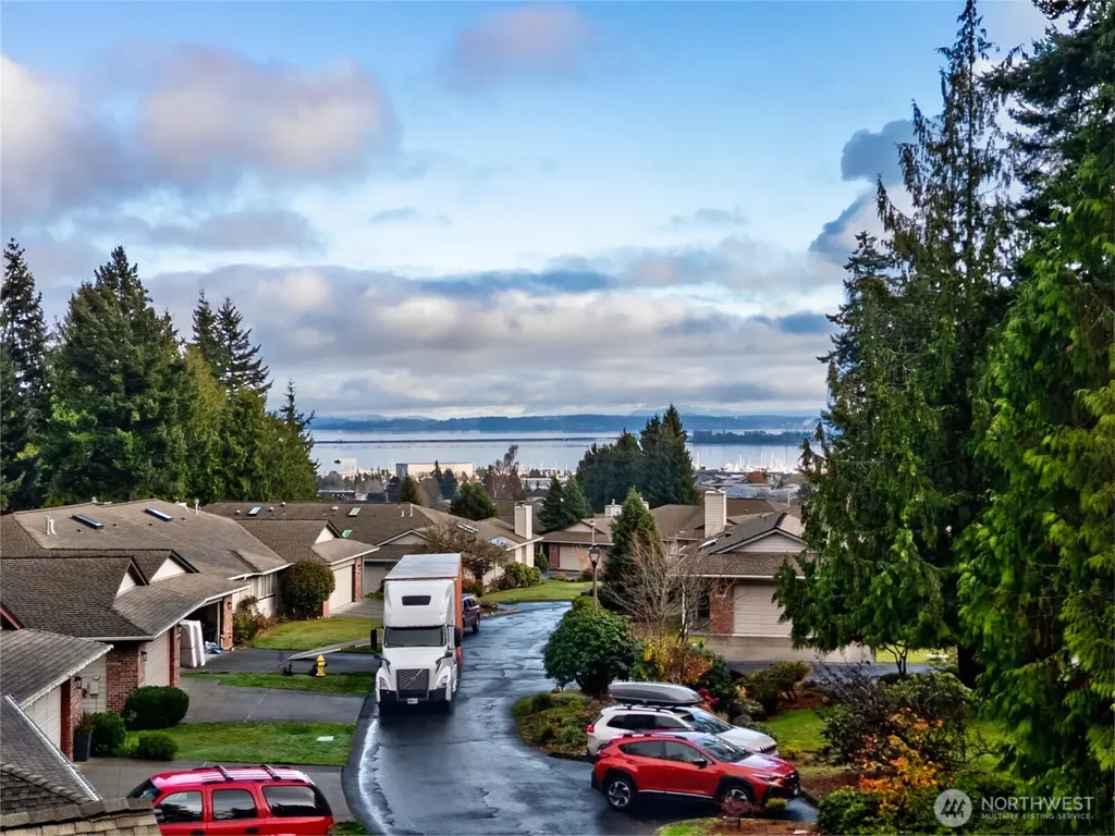 2108 Creekside Circle Anacortes WA 98221