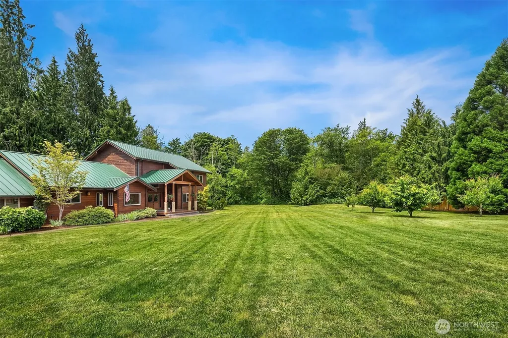 7717 252nd Avenue NE Redmond WA 98053