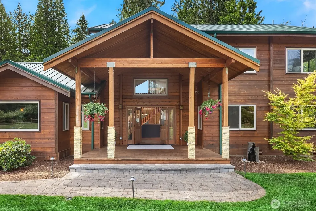 7717 252nd Avenue NE Redmond WA 98053