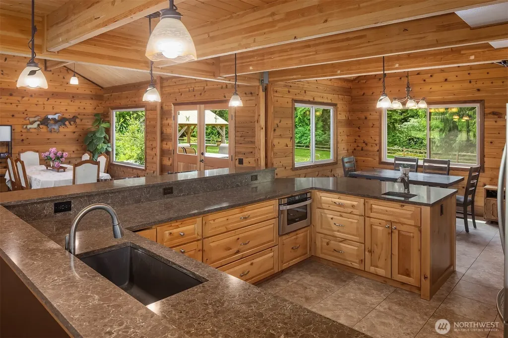 7717 252nd Avenue NE Redmond WA 98053