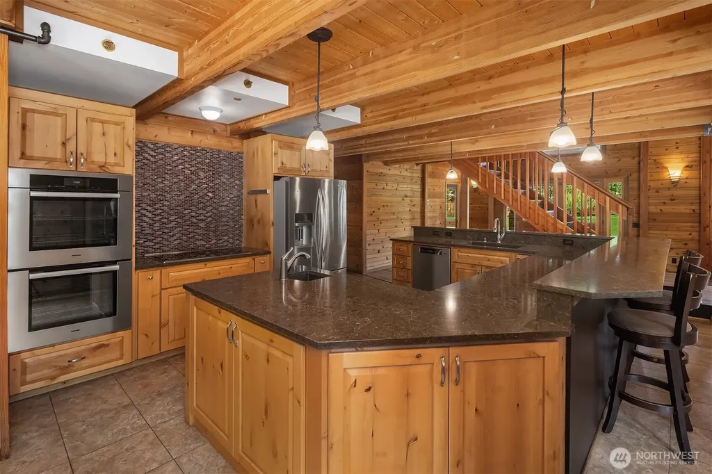 7717 252nd Avenue NE Redmond WA 98053