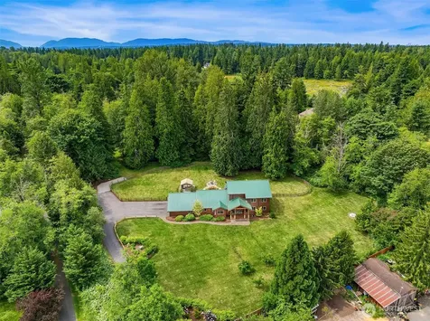 7717 252nd Avenue NE Redmond WA 98053