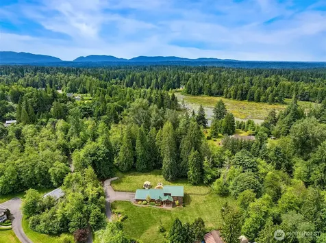 7717 252nd Avenue NE Redmond WA 98053