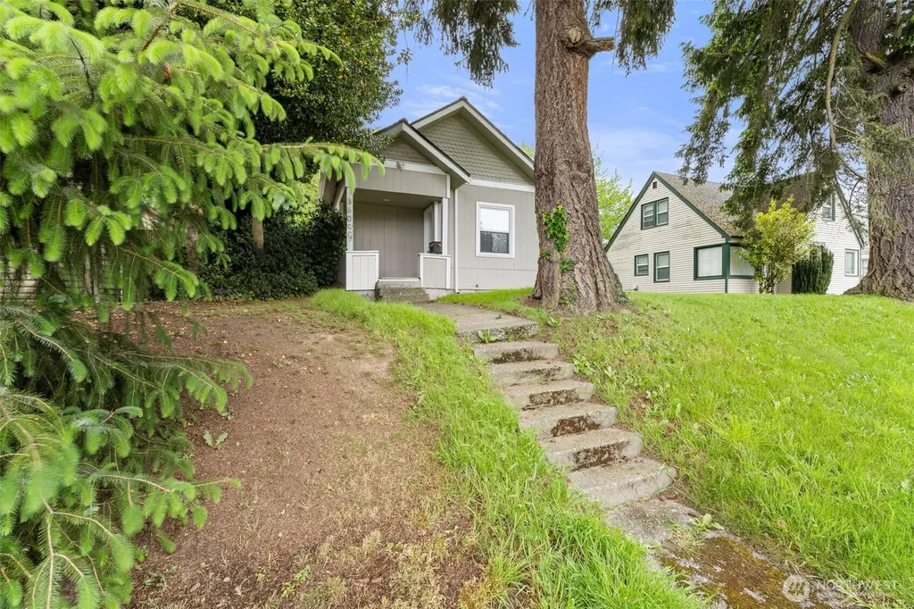 3605 S Cushman Avenue Tacoma WA 98418
