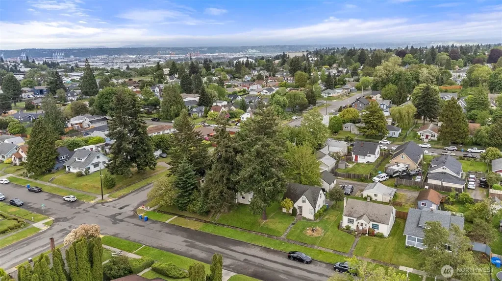 3605 S Cushman Avenue Tacoma WA 98418