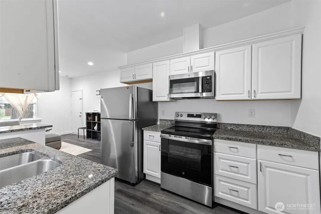 3605 S Cushman Avenue Tacoma WA 98418