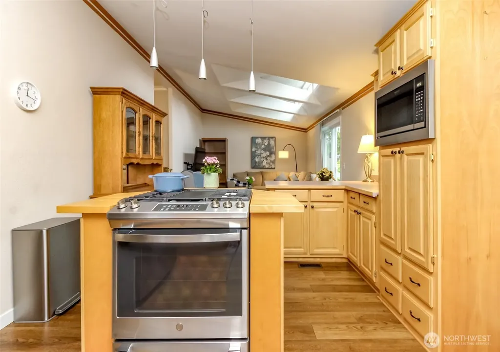 24058 222nd Avenue SE Maple Valley WA 98038