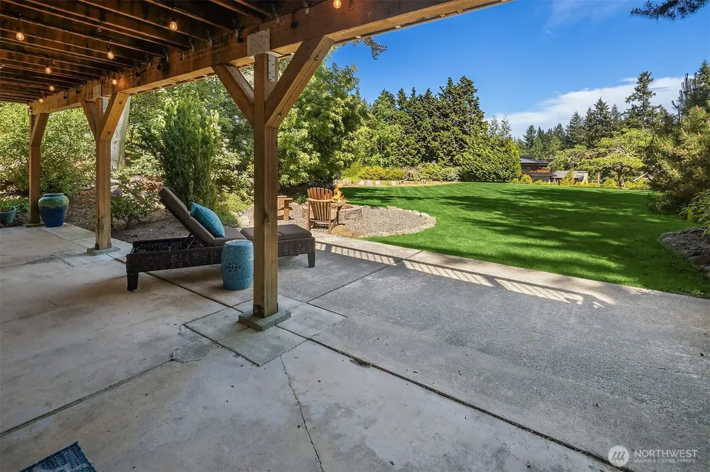 20002 156th Avenue NE Woodinville WA 98072