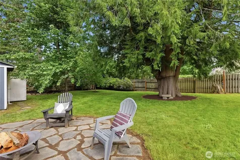 617 Pickett Avenue NE North Bend WA 98045