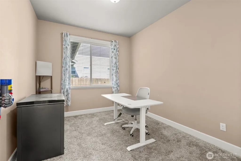 4006 20th Avenue NE Olympia WA 98506