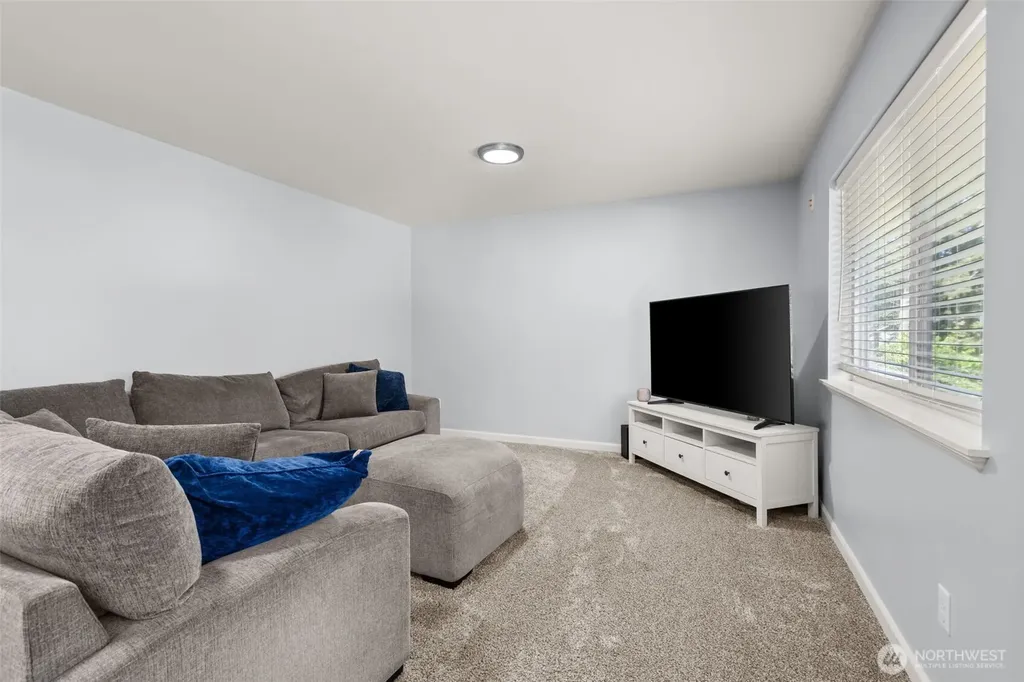 4006 20th Avenue NE Olympia WA 98506