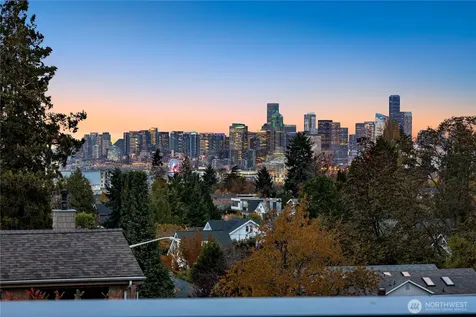 4411 21st Avenue SW Seattle WA 98106