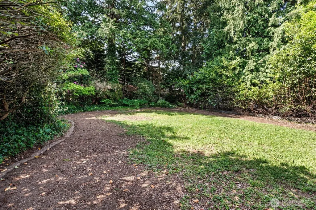 4218 192nd Place SW Lynnwood WA 98036