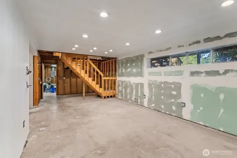 4218 192nd Place SW Lynnwood WA 98036