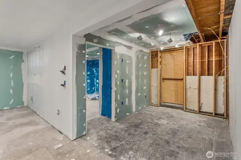 4218 192nd Place SW Lynnwood WA 98036