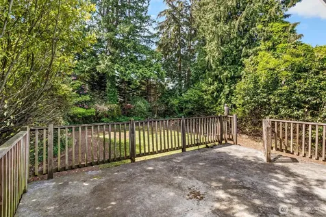 4218 192nd Place SW Lynnwood WA 98036