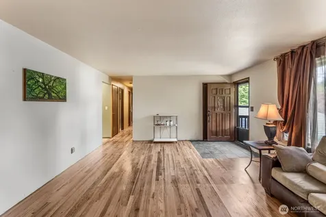 4218 192nd Place SW Lynnwood WA 98036