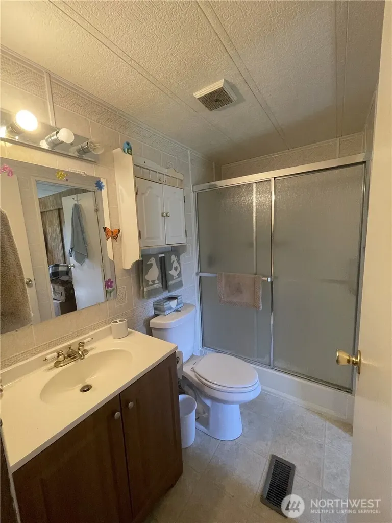 4283 NE Wenatchee Drive Moses Lake WA 98837
