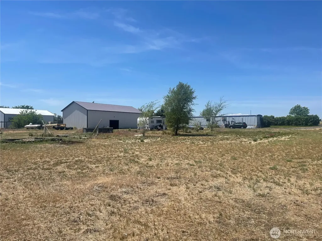 4283 NE Wenatchee Drive Moses Lake WA 98837