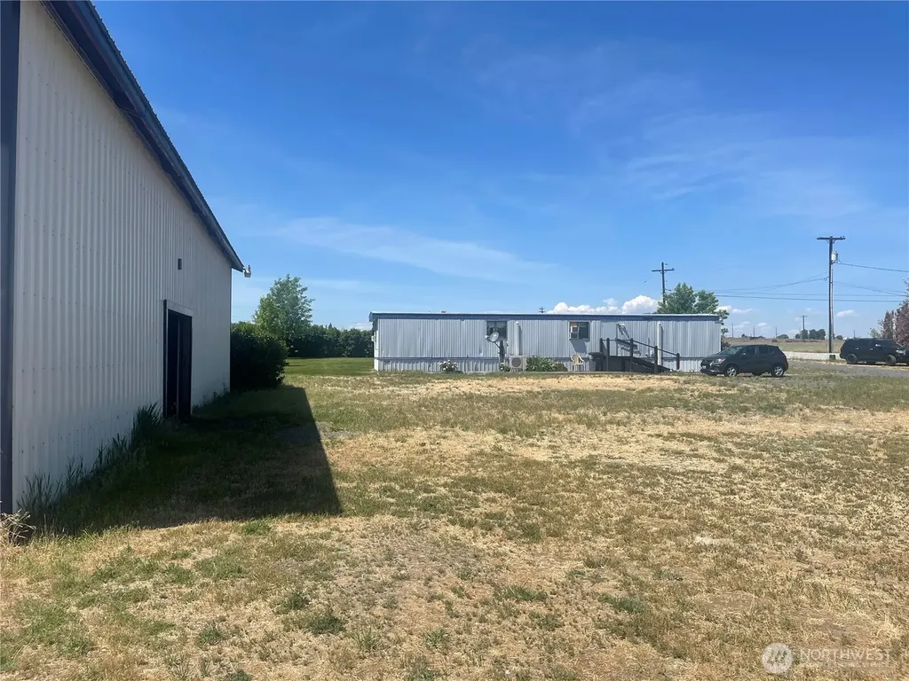 4283 NE Wenatchee Drive Moses Lake WA 98837